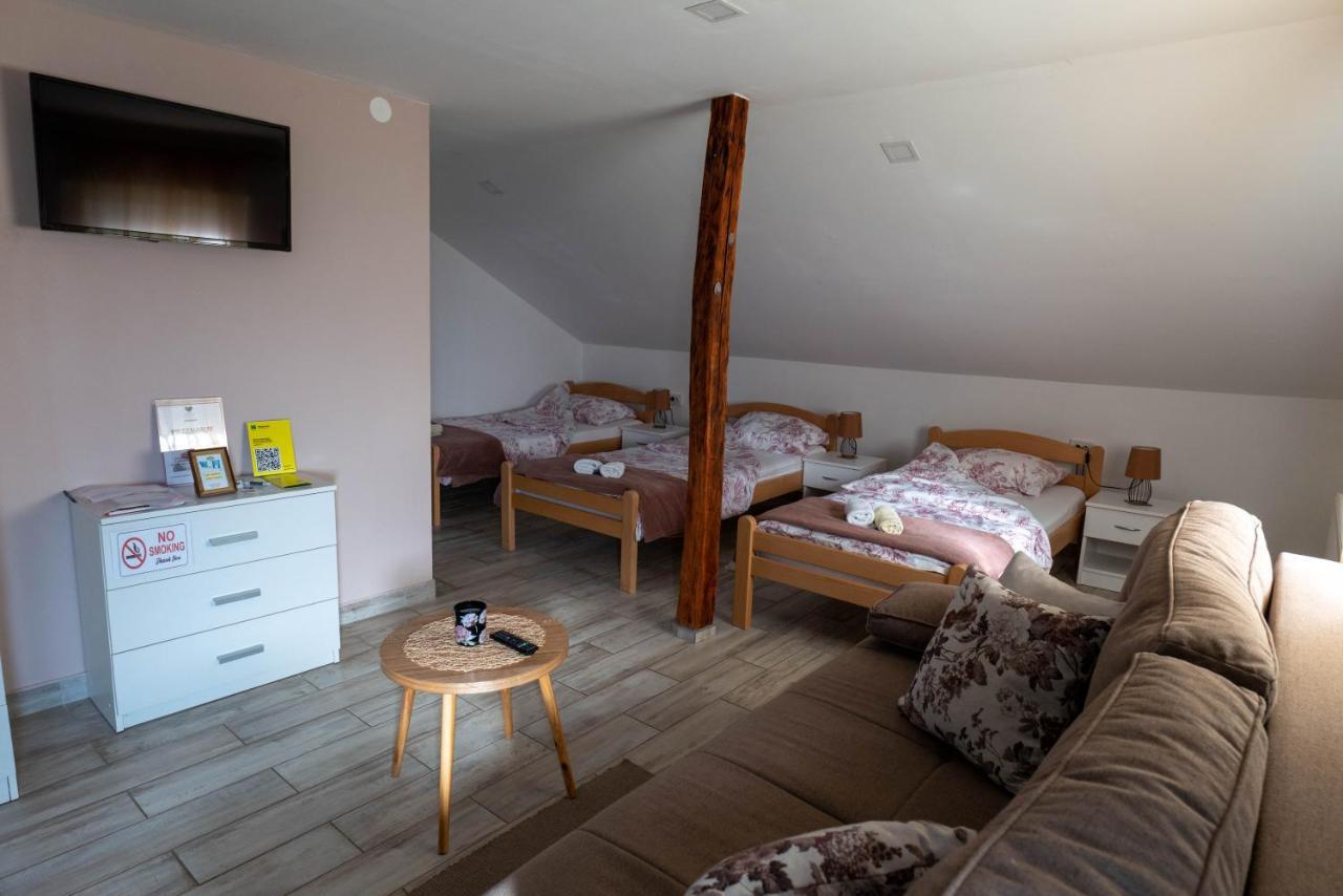 Studio Apartmani "Stimac" Garesnica Ngoại thất bức ảnh
